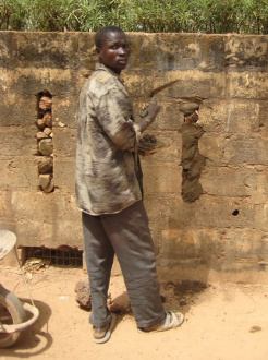 04 Cimentage Des Trous Du Mur